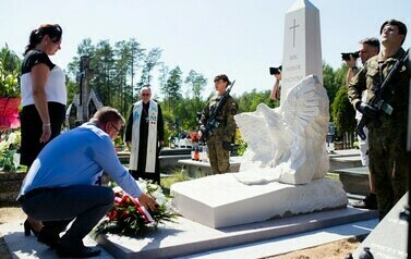 Uroczystości patriotyczne w Dąbr&oacute;wce - 15.08.2023 r. 11