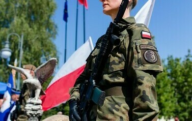 Uroczystości patriotyczne w Dąbr&oacute;wce - 15.08.2023 r. 87