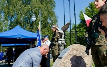 Uroczystości patriotyczne w Dąbr&oacute;wce - 15.08.2023 r. 91
