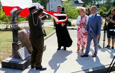Uroczystości patriotyczne w Dąbr&oacute;wce - 15.08.2023 r. 99