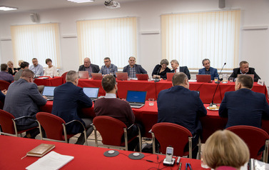 Młodzież ze Szkoły Podstawowej w Lelisie na Sesji Rady Gminy