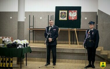 Uroczyste przekazanie samochodu dla OSP Łęg Przedmiejski