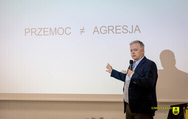 Konferencja &quot;To nie jego wina - on nie chciał, zgłaszać czy milczeć?&quot; - 22.10.2025 r. 9