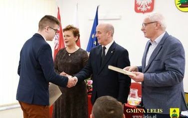  NAGRODA EDUKACYJNA GMINY LELIS 4