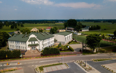Szkoła w Obierwi