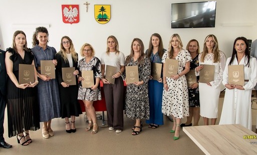 Uroczyste wręczenie aktów nadania stopnia awansu zawodowego nauczyciela mianowanego.